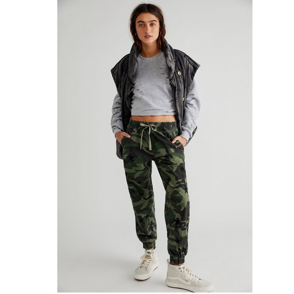 Free People Driftwood Camo Black Star Joggers Embroidered Boho Streetwear L NEW
